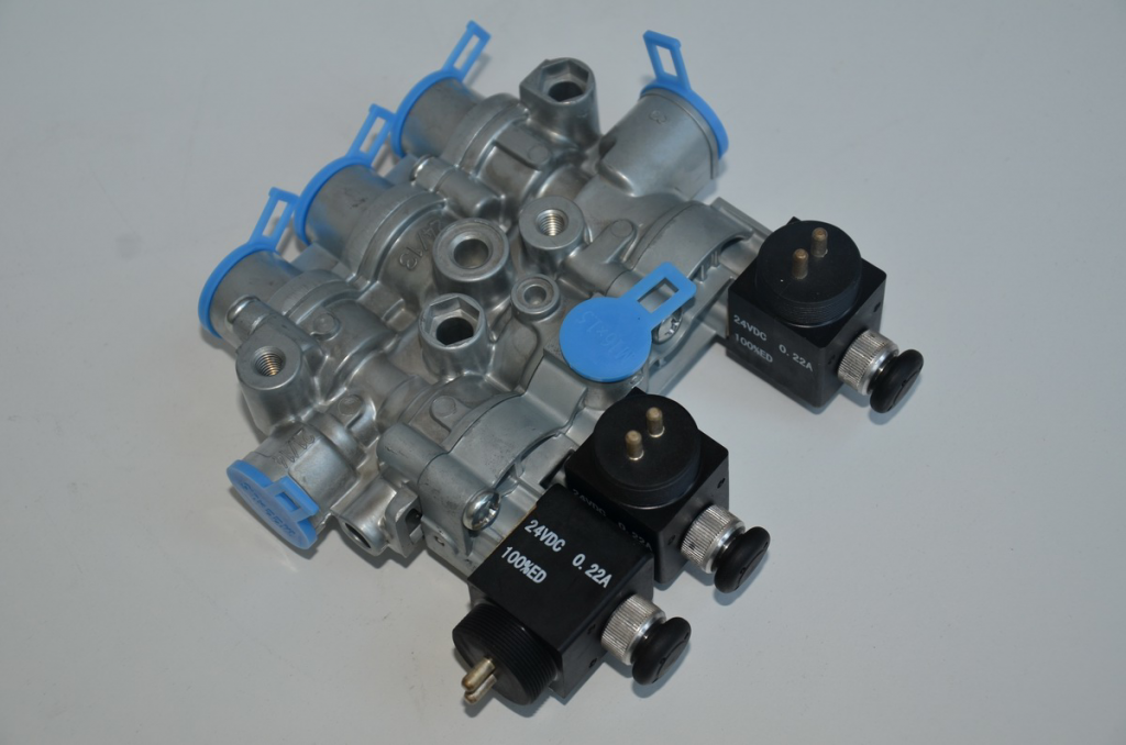 ECAS-Solenoid Valve [10136] - TPS Garage